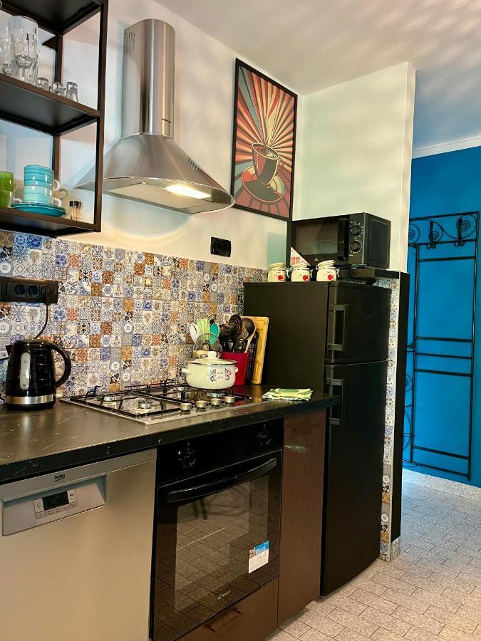 Zora Apartment
