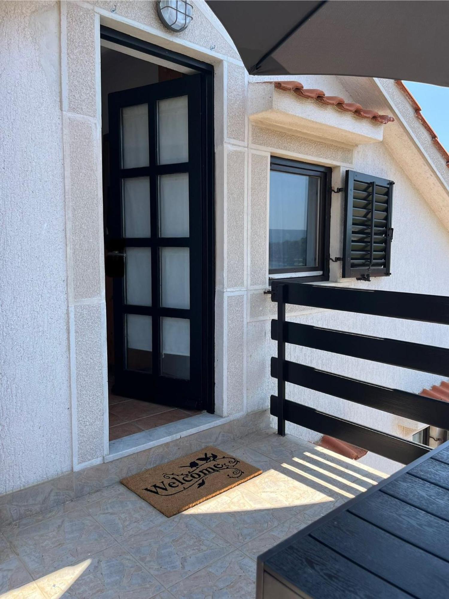 Zora Cres